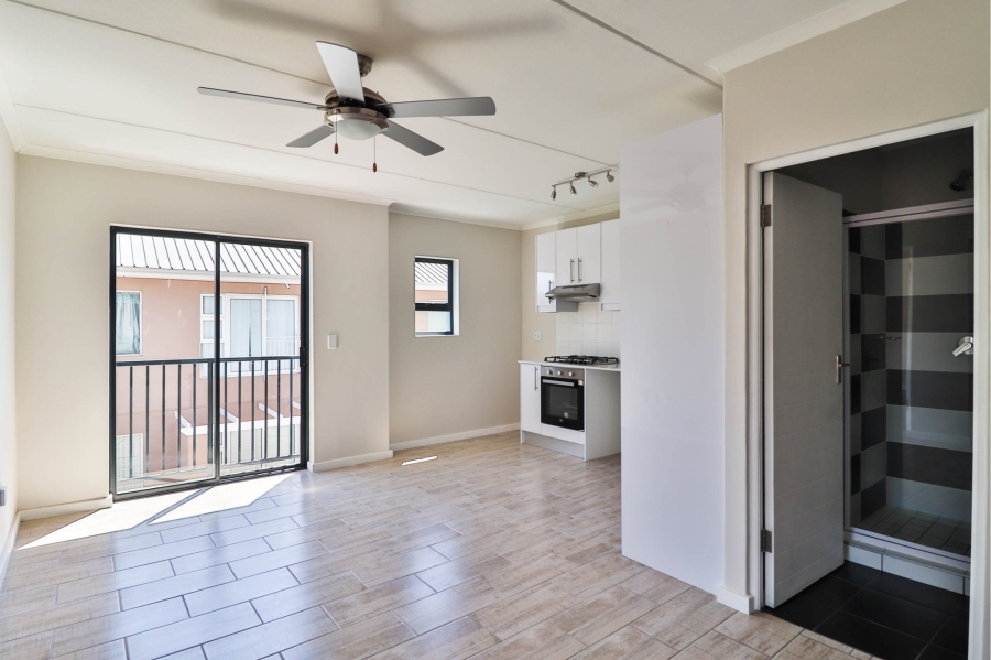 To Let 2 Bedroom Property for Rent in Table View Western Cape